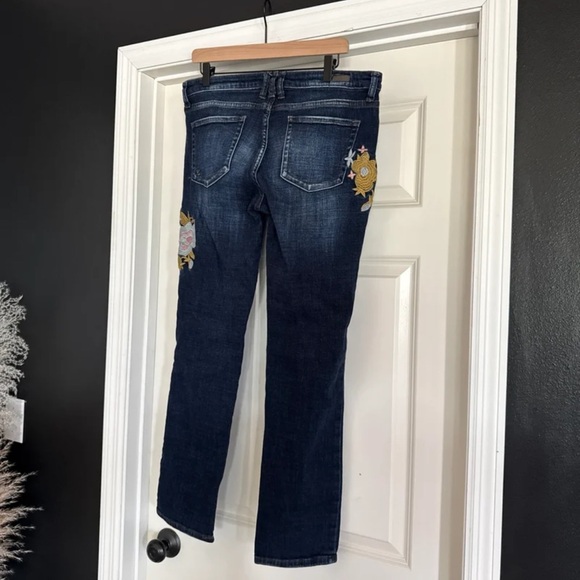 Kut from the Kloth Catherine Embroidered Boyfriend Jeans 
size 12 - Picture 6 of 12